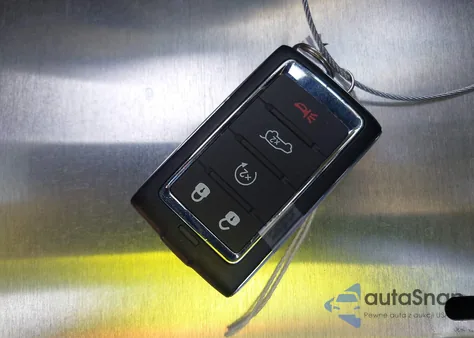 2024 Jeep Grand Cherokee Altitude X 4X4 from USA, damaged, VIN 1C4RJHAG6R8528221